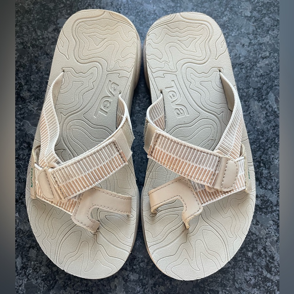 Teva women’s revival ‘95 slide size 7